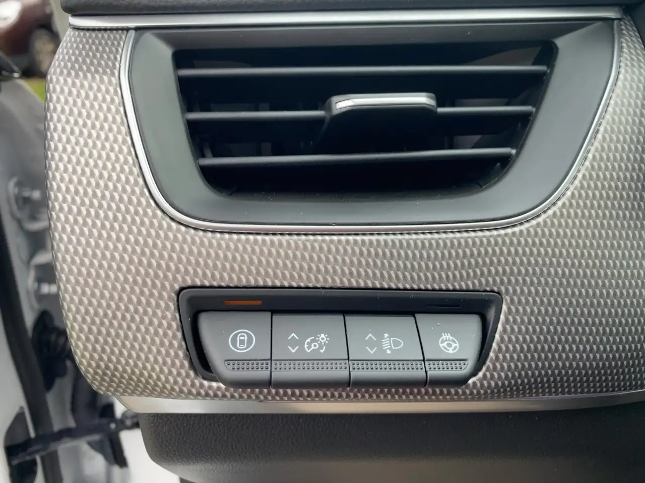 Renault Arkana 1.3 TCe 140 Techno CAM*LED*NAVI*SHZ*TWA — Galerie du véhicule 16