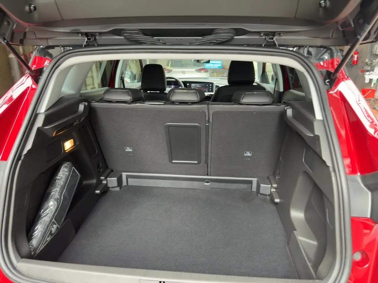 Opel Grandland 1.2 Turbo Enjoy LED+Navi+SHZ+2xKlima — Galería del vehículo 8