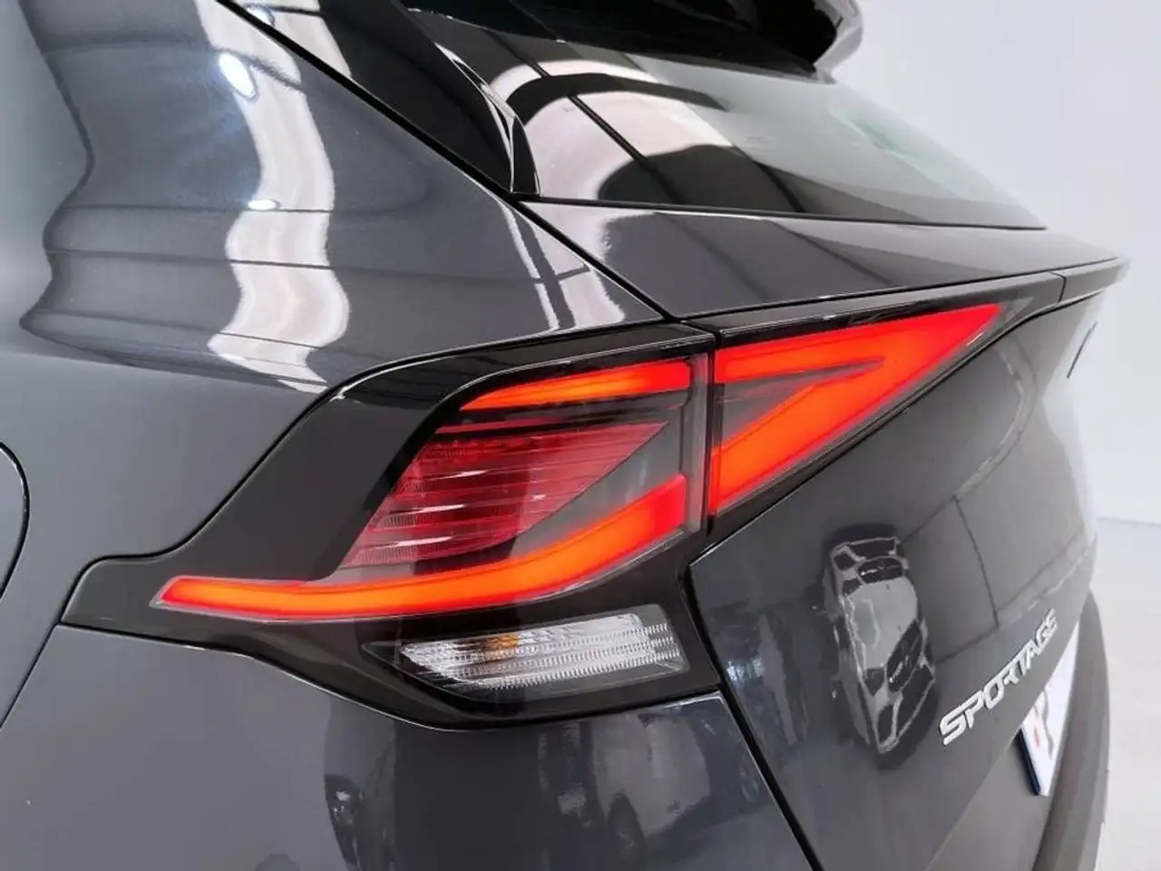 Kia Sportage 1.6 TGDi 118kW 160CV MHEV Tech 4x2 — Galerie du véhicule 12