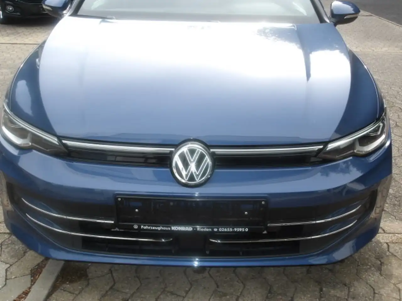 Volkswagen Golf 1.5 TSI eHybrid 150 kW Edition 50 — معرض صور السيارة 7
