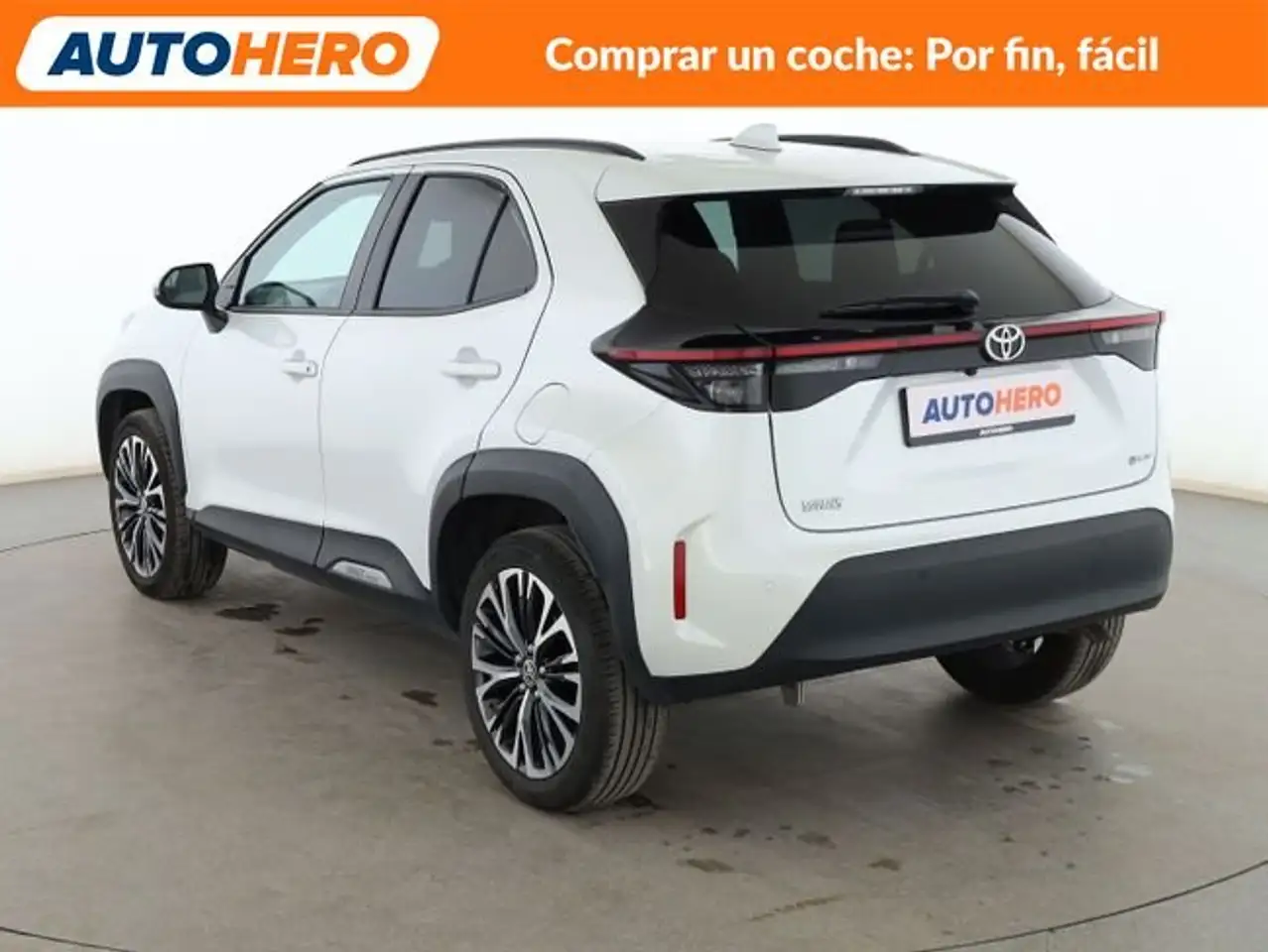 Toyota Yaris Cross 1.5 Hybrid Style — Vehicle gallery 4