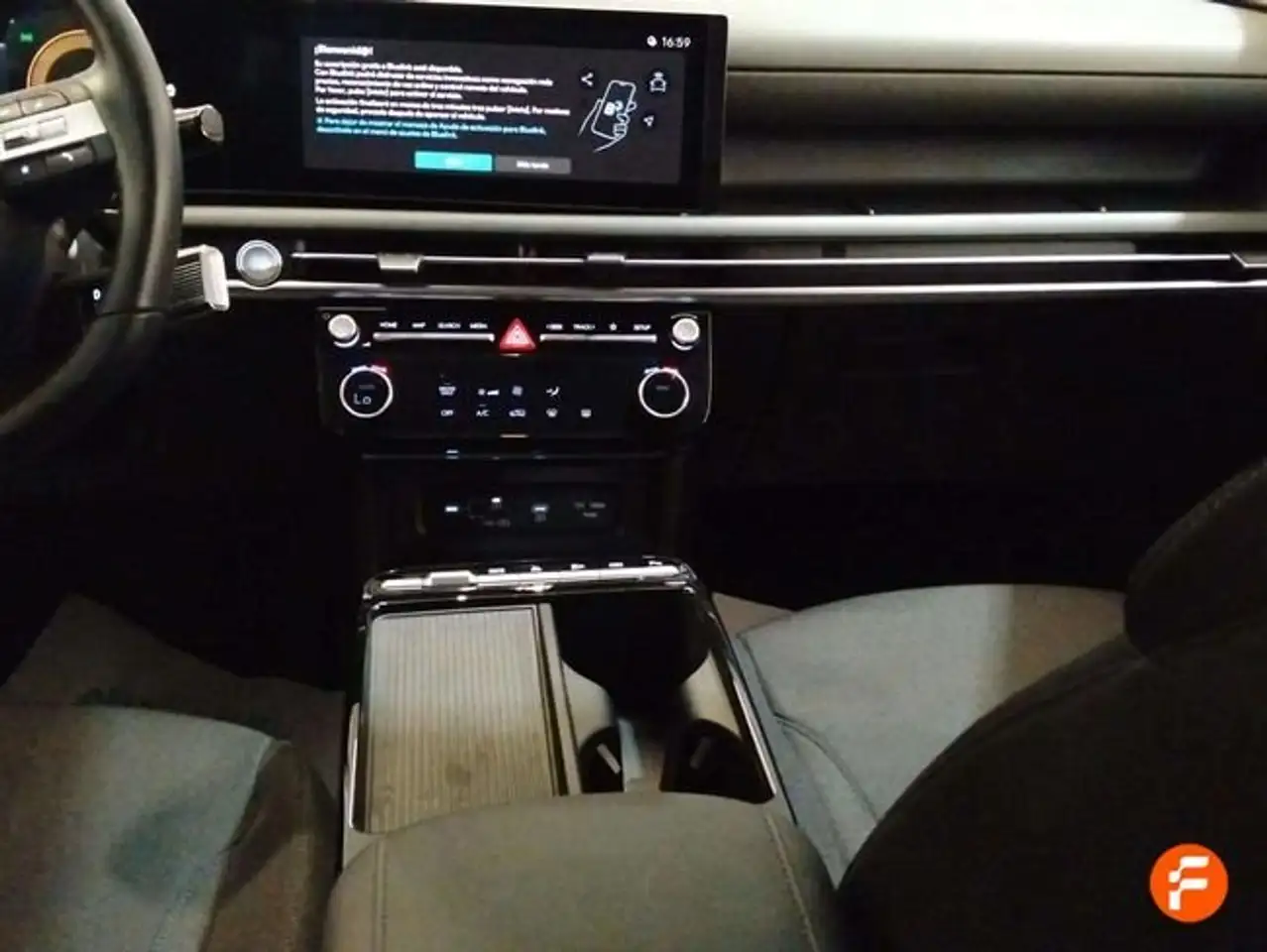Hyundai TUCSON 1.6 T PHEV 4x4 Tecno Sky AT — Galería del vehículo 9