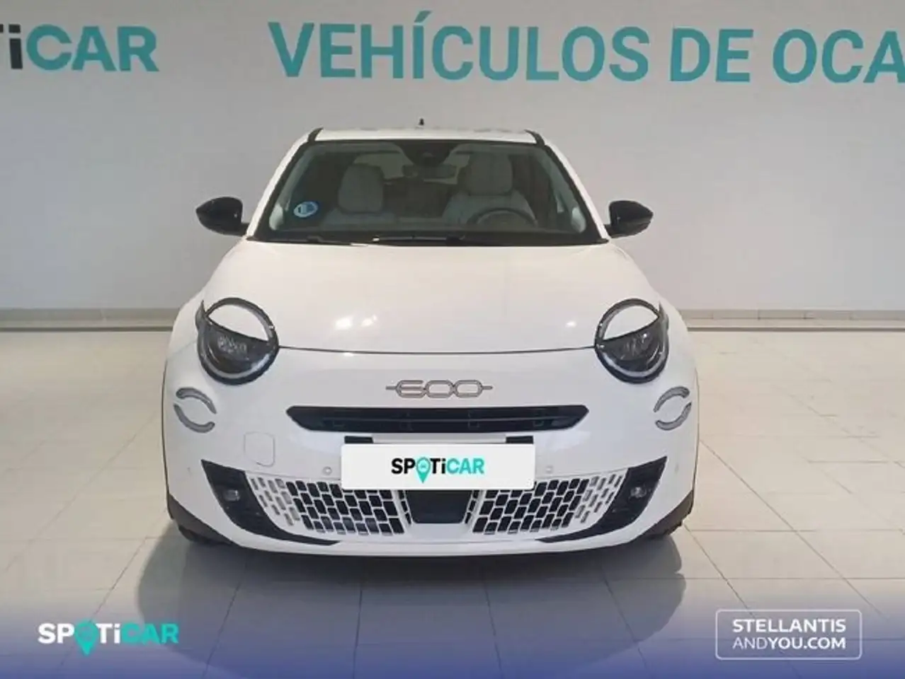 Fiat 600 MHEV 1.2 74kW (100CV) DDCT La prima — Galerie du véhicule 2