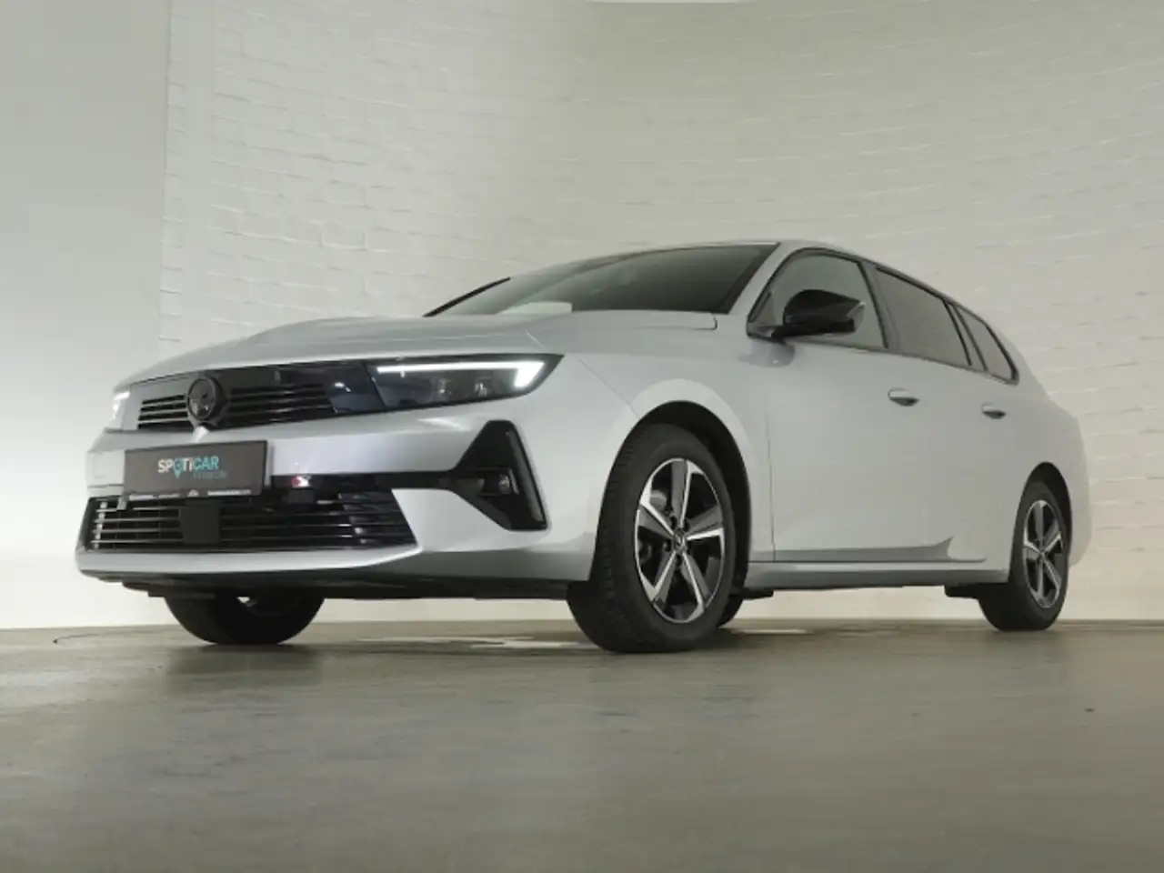 Opel Astra L ST GS+AHK+NAVI+360 GRAD KAMERA+SITZ-/LENKRADHEIZ — معرض صور السيارة 24