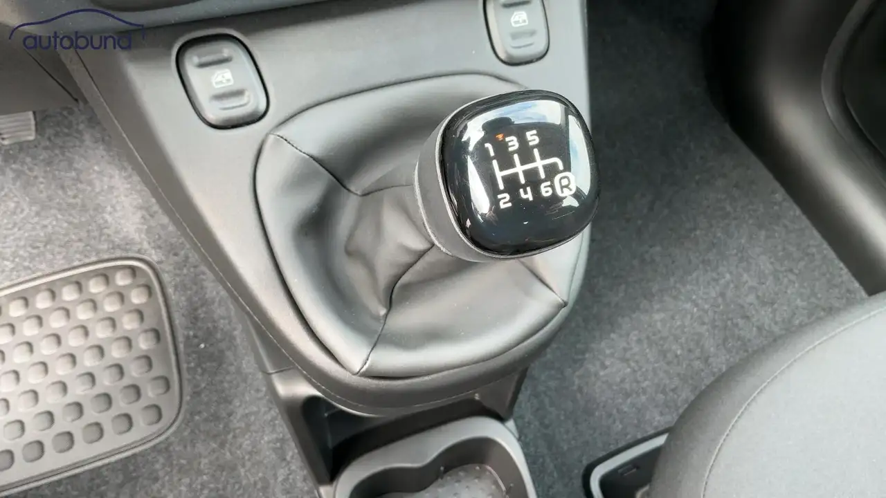 Fiat Panda 1,0 Hybrid (MHEV) Pandina Base NBA PDC SHA — معرض صور السيارة 15