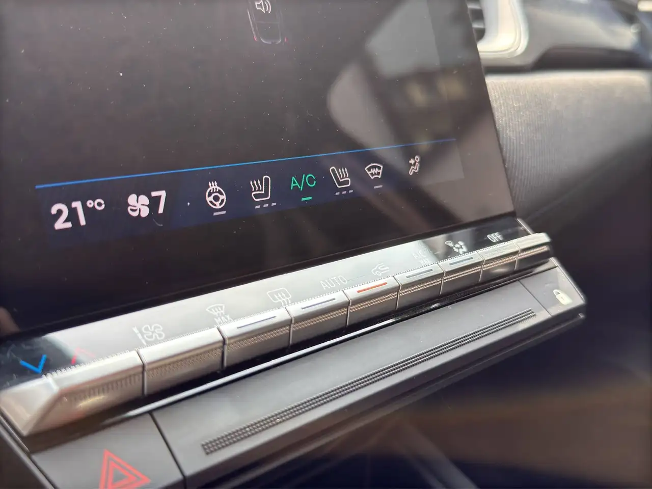 Renault Symbioz 145 E-Tech Full Hybrid Esprit Alpine 1. Hand — معرض صور السيارة 17