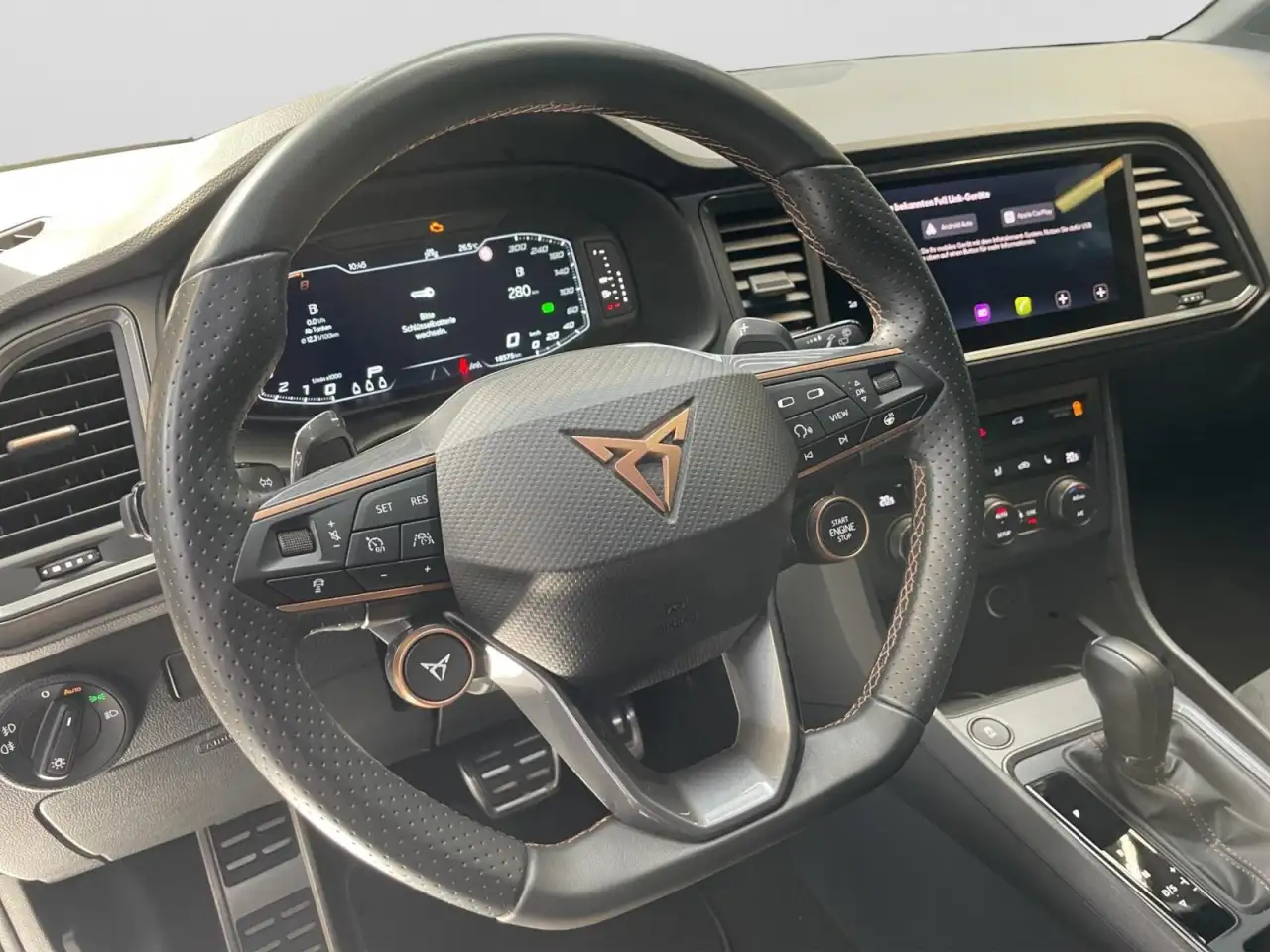 CUPRA Ateca VZ 4Drive 5JGar AHK eHeck ACC SHZ Memory — Galería del vehículo 13