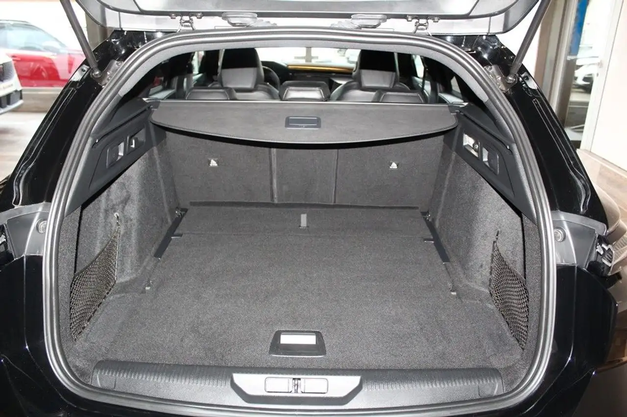 Peugeot 308 SW GT 1.2 PureTech 130 EAT8*LED*ACC*KAMERA* — Galerie du véhicule 13