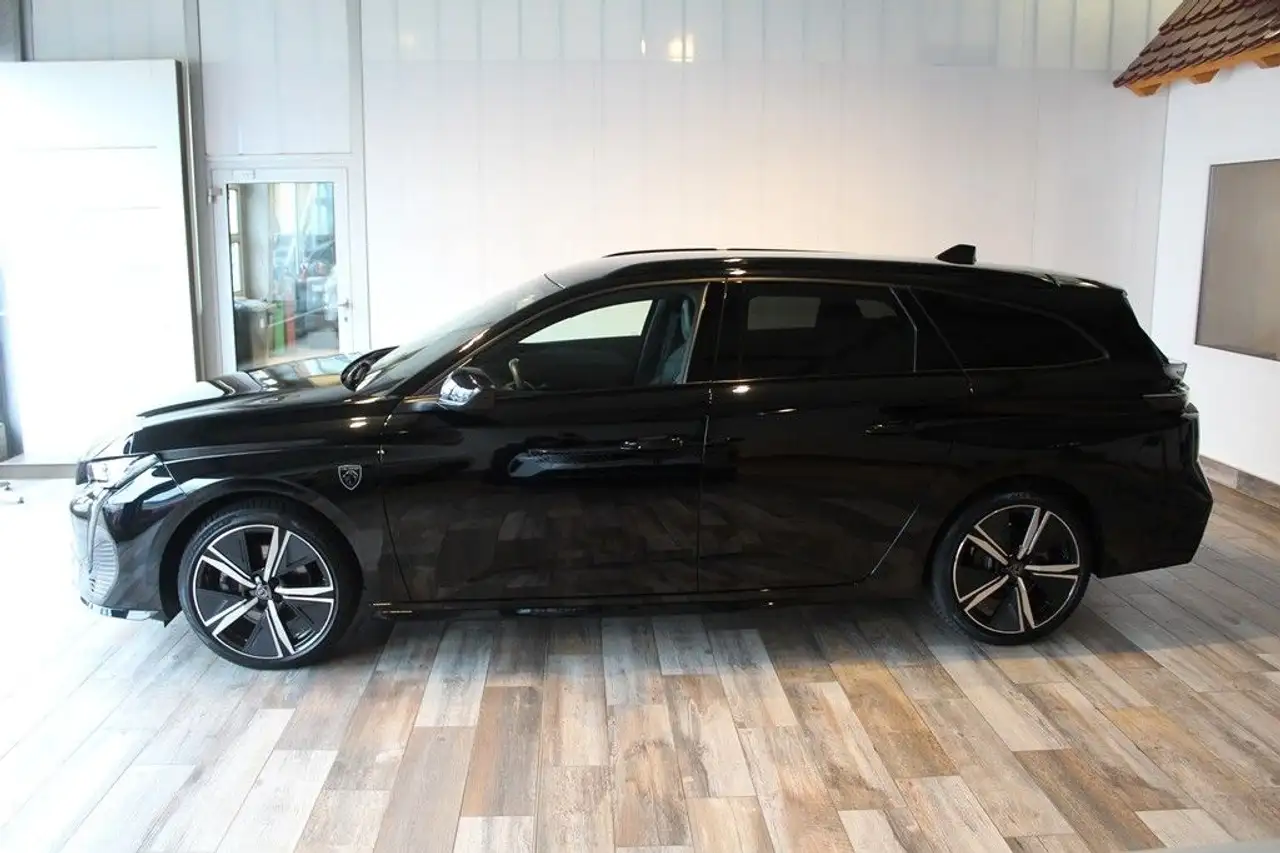 Peugeot 308 SW GT 1.2 PureTech 130 EAT8*LED*ACC*KAMERA* — Galerie du véhicule 6
