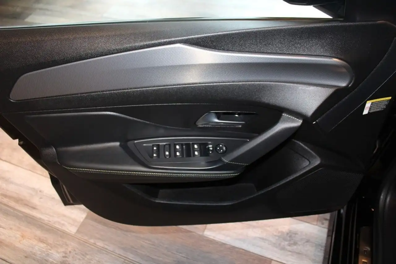 Peugeot 308 SW GT 1.2 PureTech 130 EAT8*LED*ACC*KAMERA* — Galerie du véhicule 18