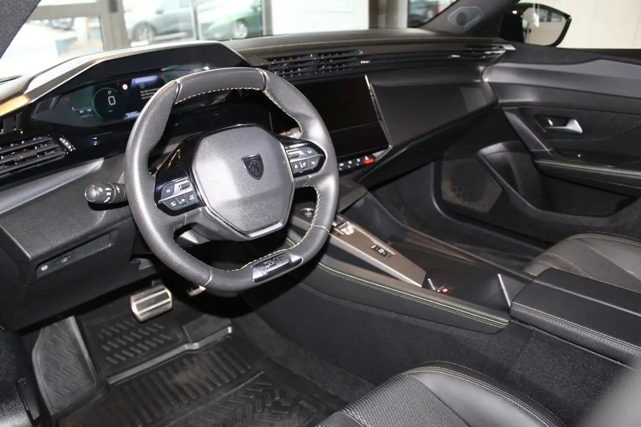 Peugeot 308 SW GT 1.2 PureTech 130 EAT8*LED*ACC*KAMERA* — Galerie du véhicule 19