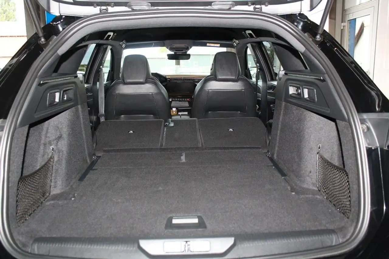 Peugeot 308 SW GT 1.2 PureTech 130 EAT8*LED*ACC*KAMERA* — Galerie du véhicule 14