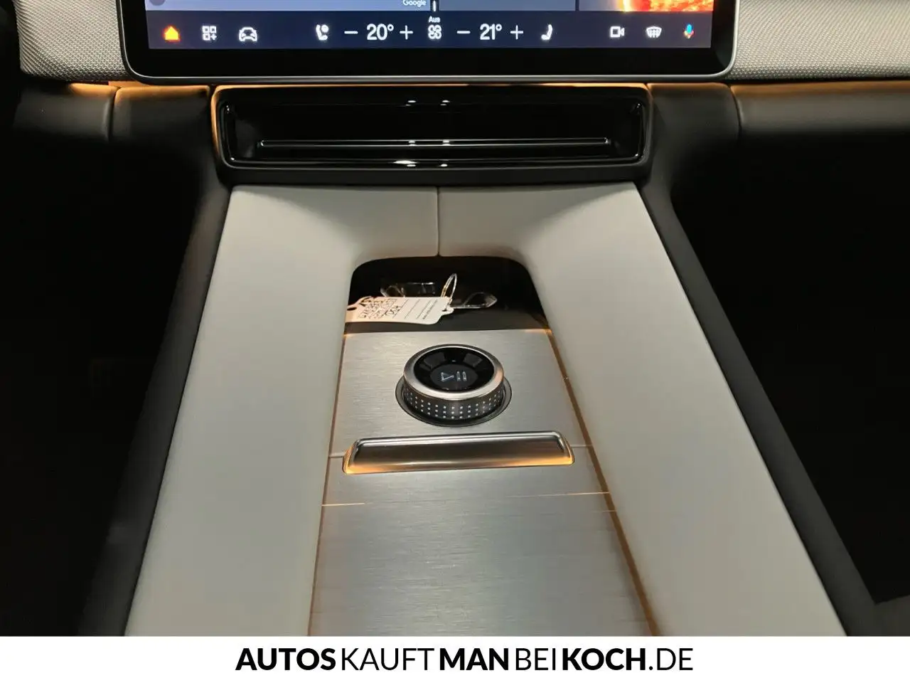 Polestar 4 Long Range Single PILOT PLUS BLIS HUD HK PANO — Galerie du véhicule 11