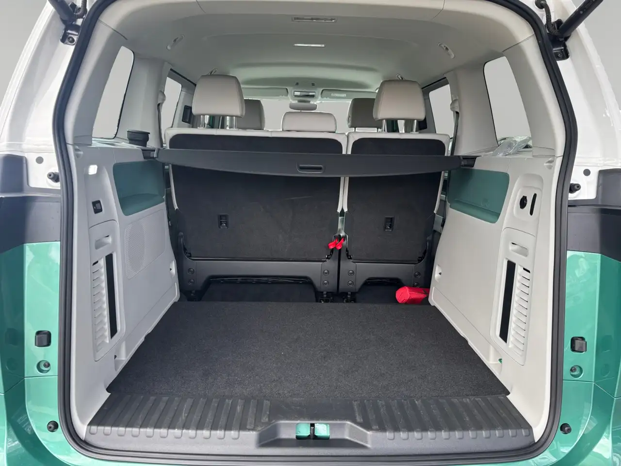 Volkswagen ID. Buzz ID.Buzz 210 kW Pro AHK Matrix eHeck 21"Zoll 360° — Galería del vehículo 16