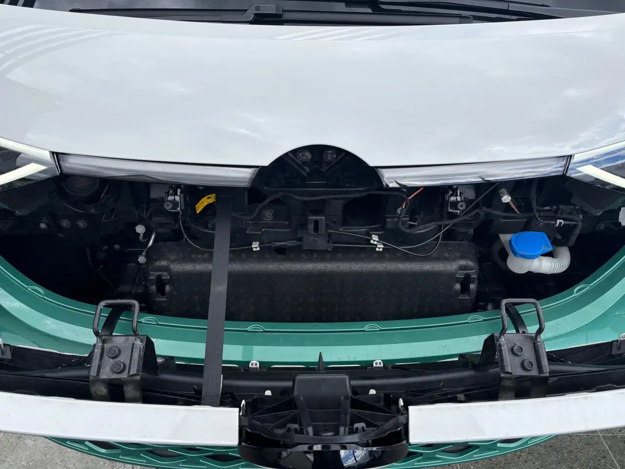Volkswagen ID. Buzz ID.Buzz 210 kW Pro AHK Matrix eHeck 21"Zoll 360° — Galería del vehículo 17