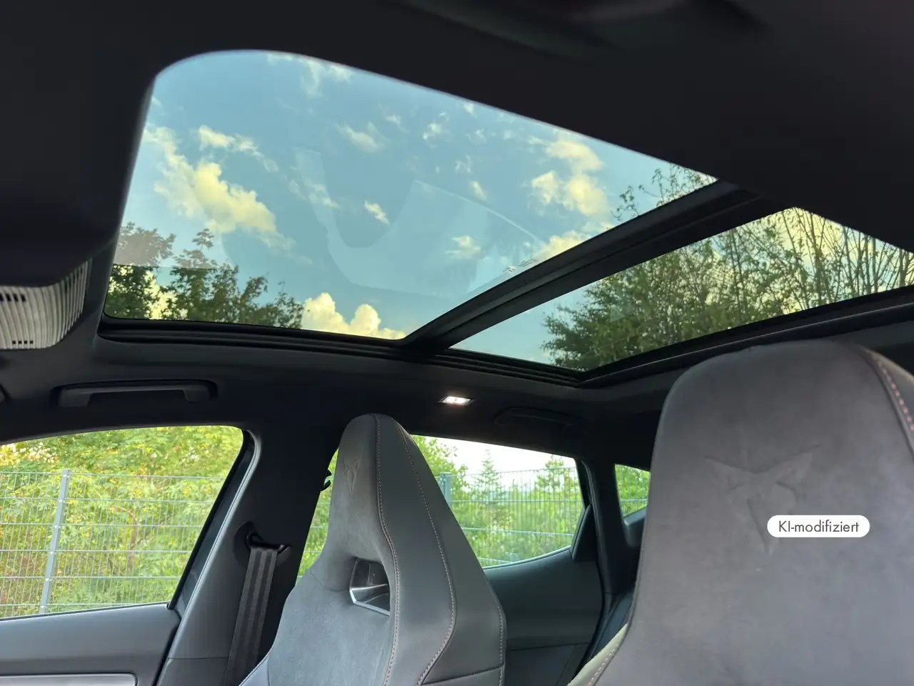 CUPRA Formentor VZ 2.0 TSI DSG 4Drive 5J-Garantie Akra — Vehicle gallery 22