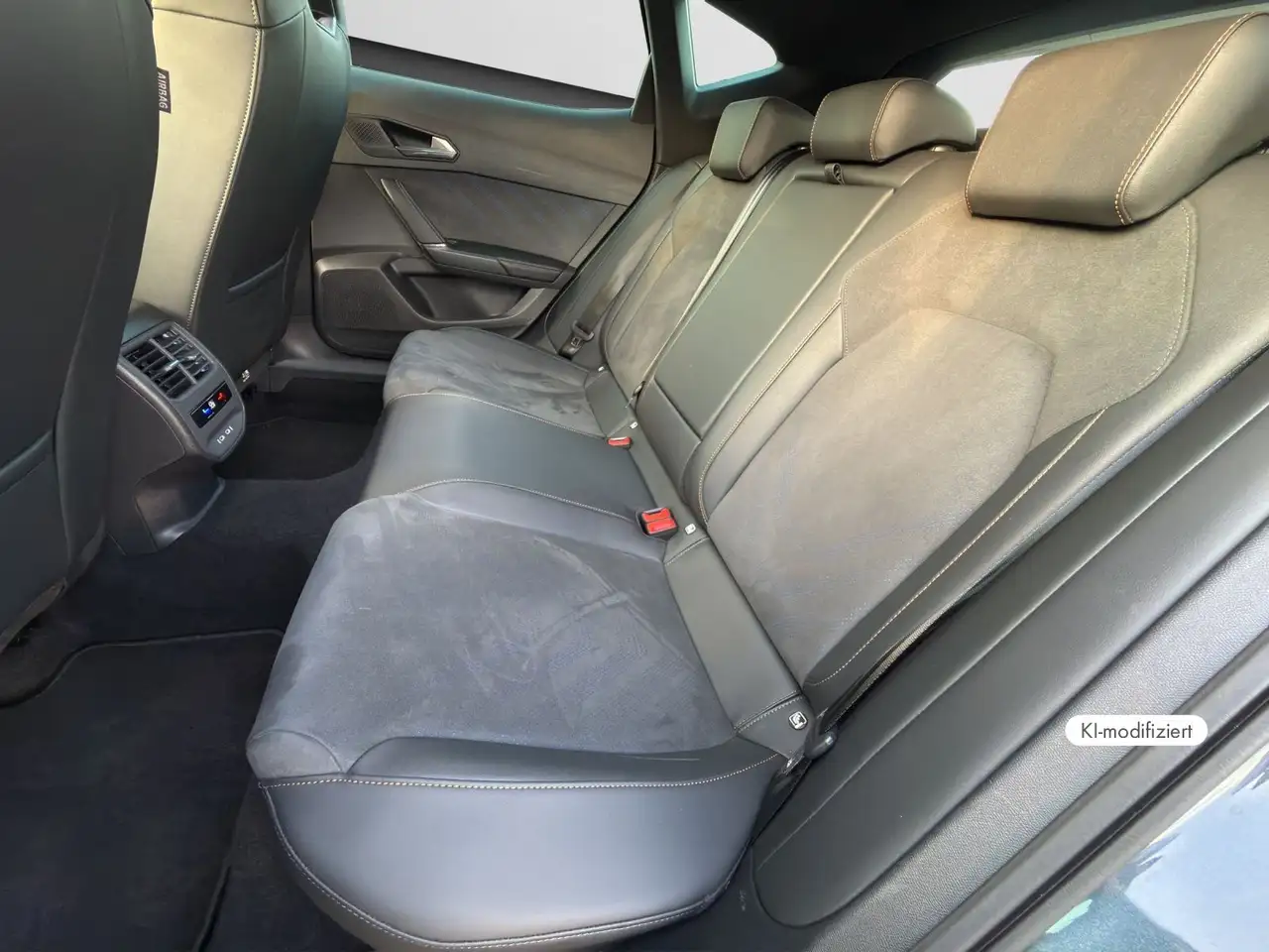 CUPRA Formentor VZ 2.0 TSI DSG 4Drive 5J-Garantie Akra — Vehicle gallery 14