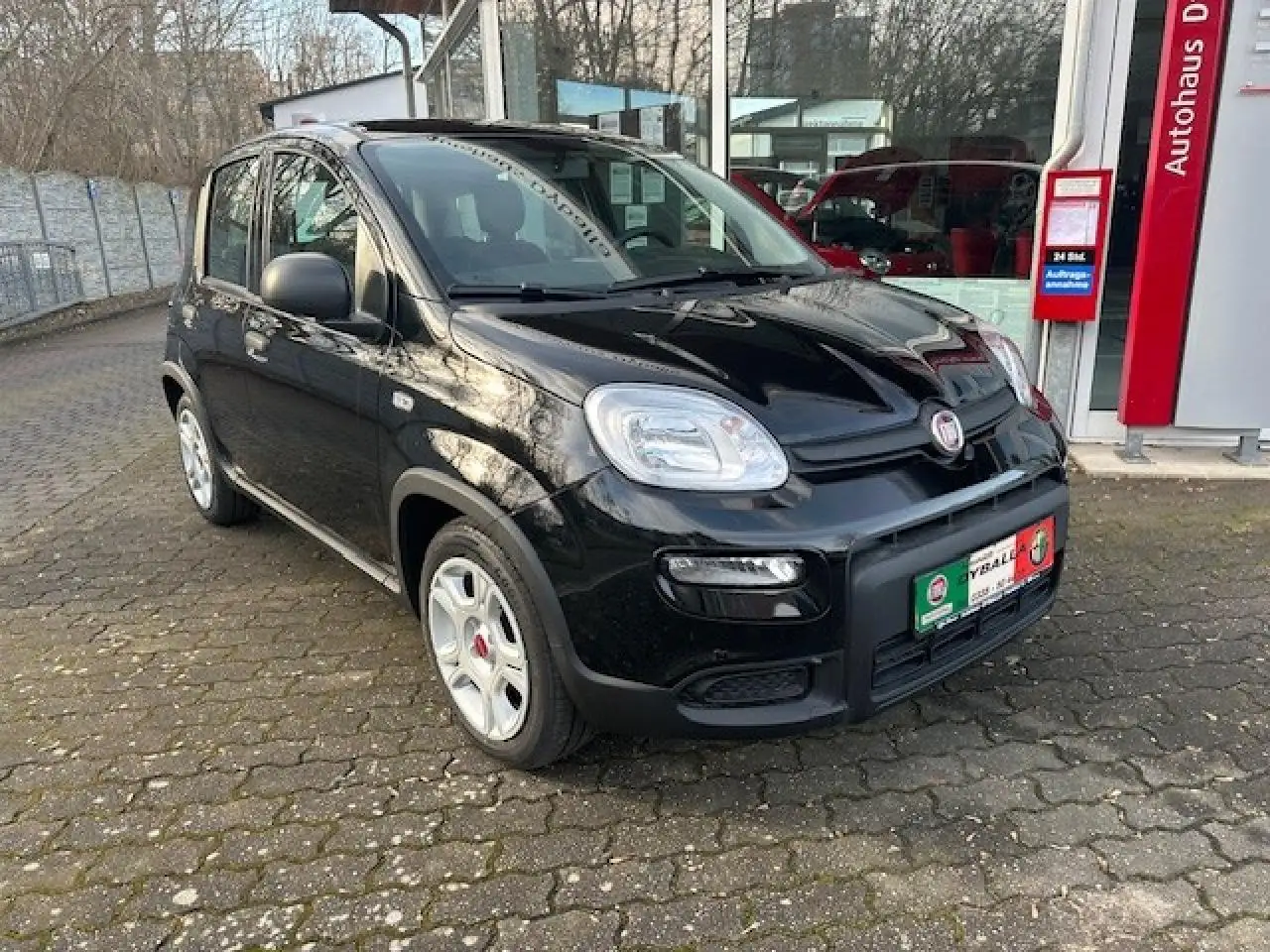 Fiat Panda Pandy Hybrid 1,0 GSE 70 PS Base — Vehicle gallery 2