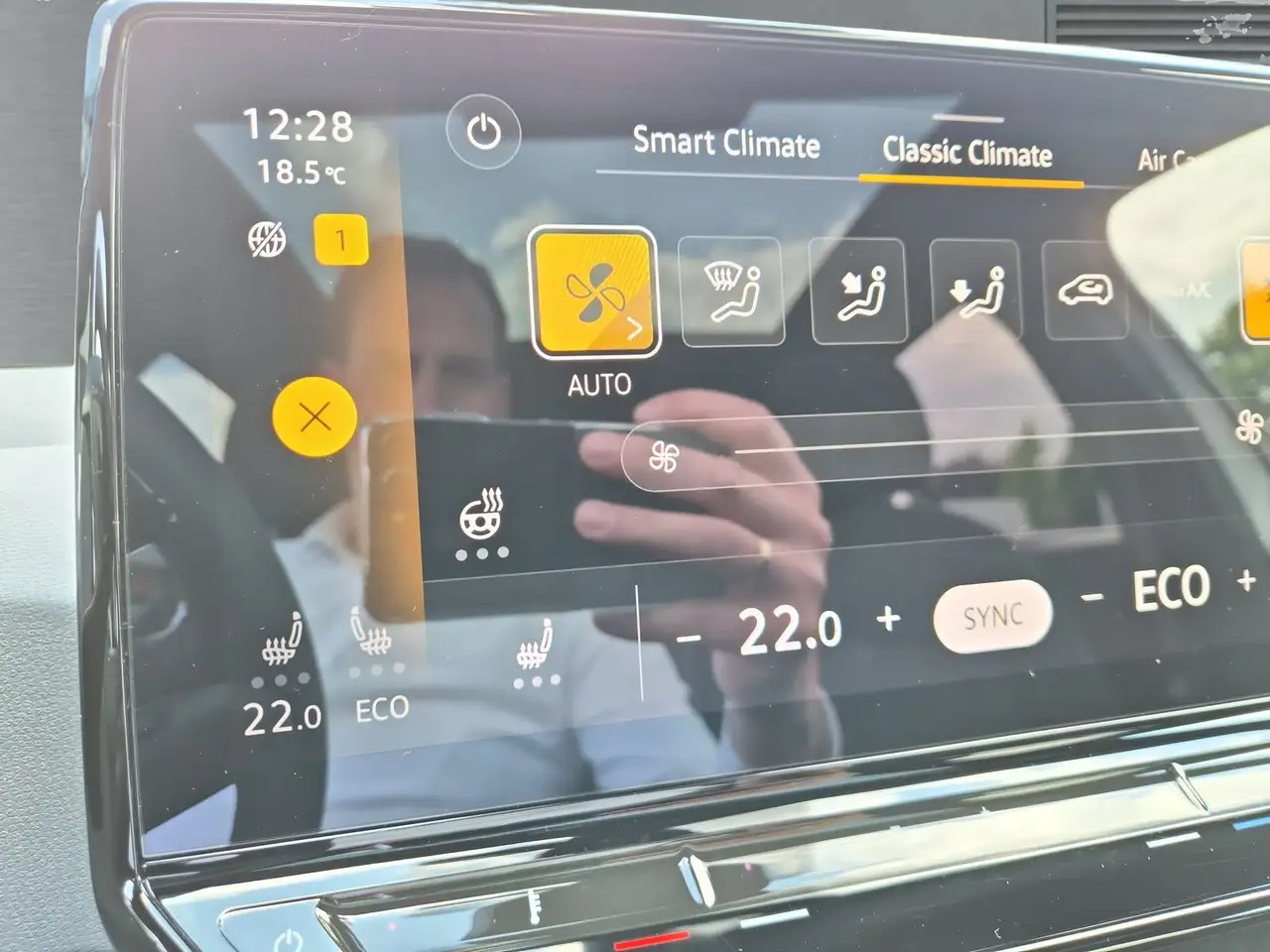 Volkswagen ID.3 Pro Panorama und AHK — معرض صور السيارة 13