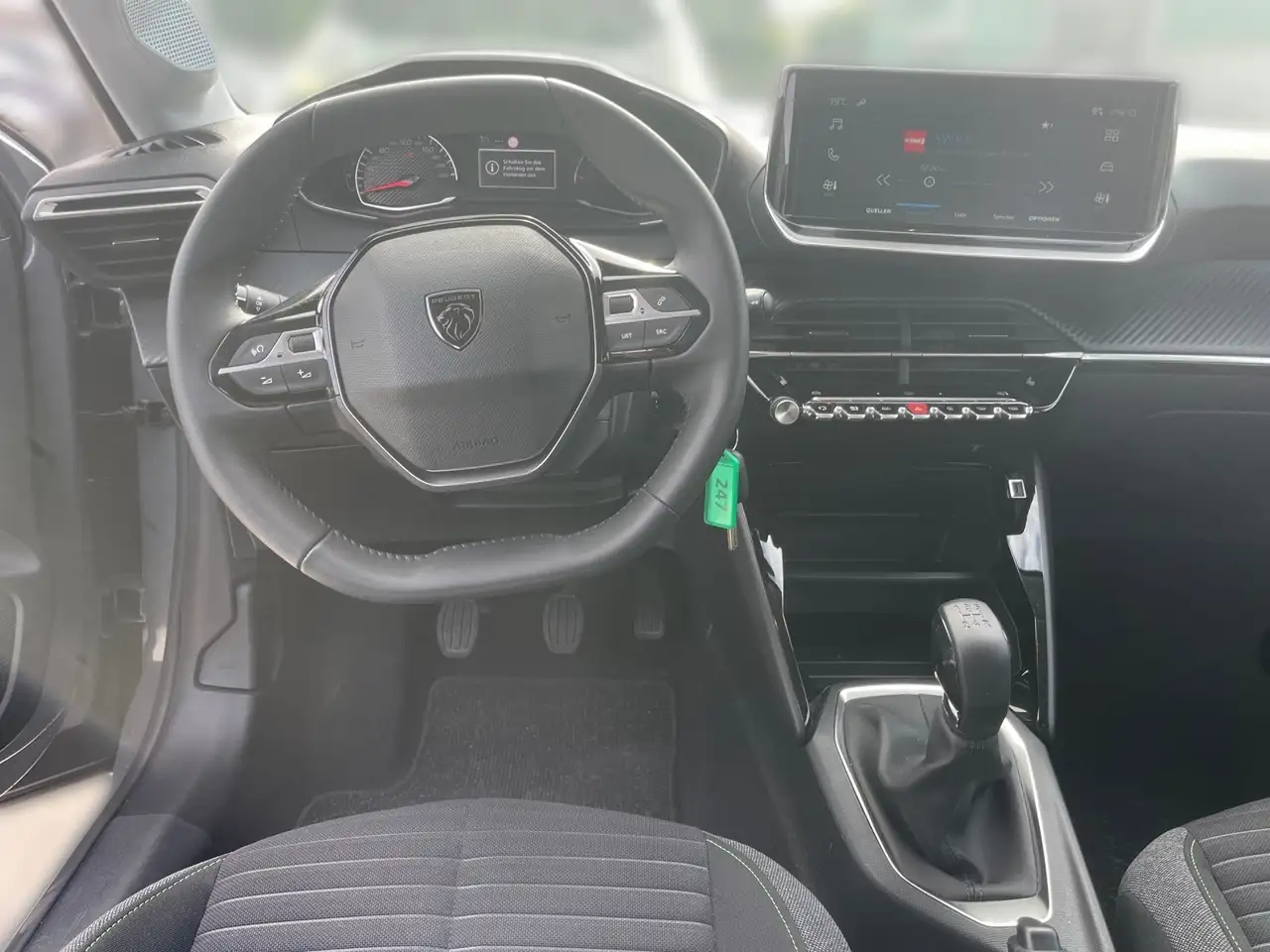 Peugeot 208 1.2 PureTech 75 Active Sitzheiz. Facelift PDC — Vehicle gallery 8