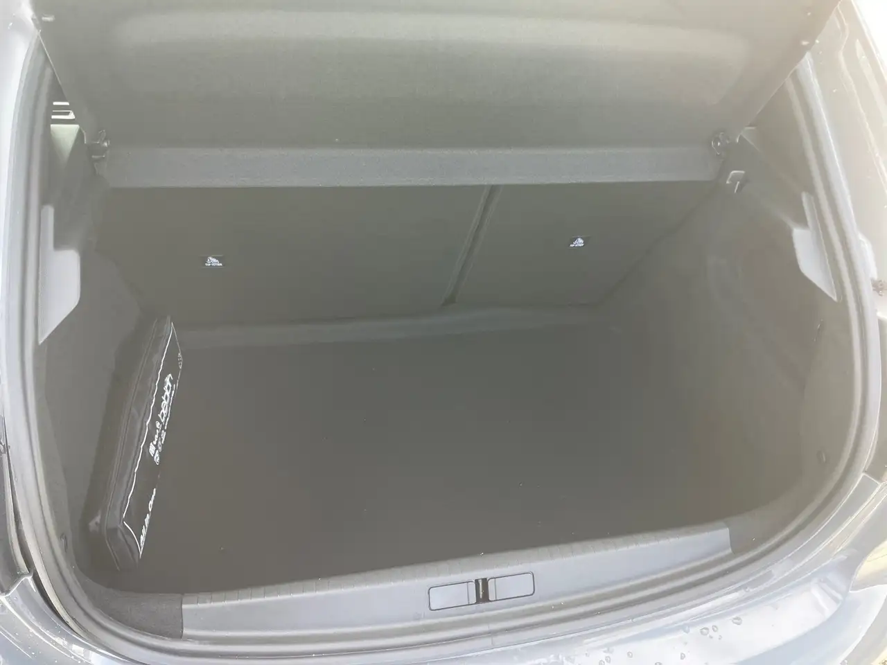 Peugeot 208 1.2 PureTech 75 Active Sitzheiz. Facelift PDC — Vehicle gallery 11