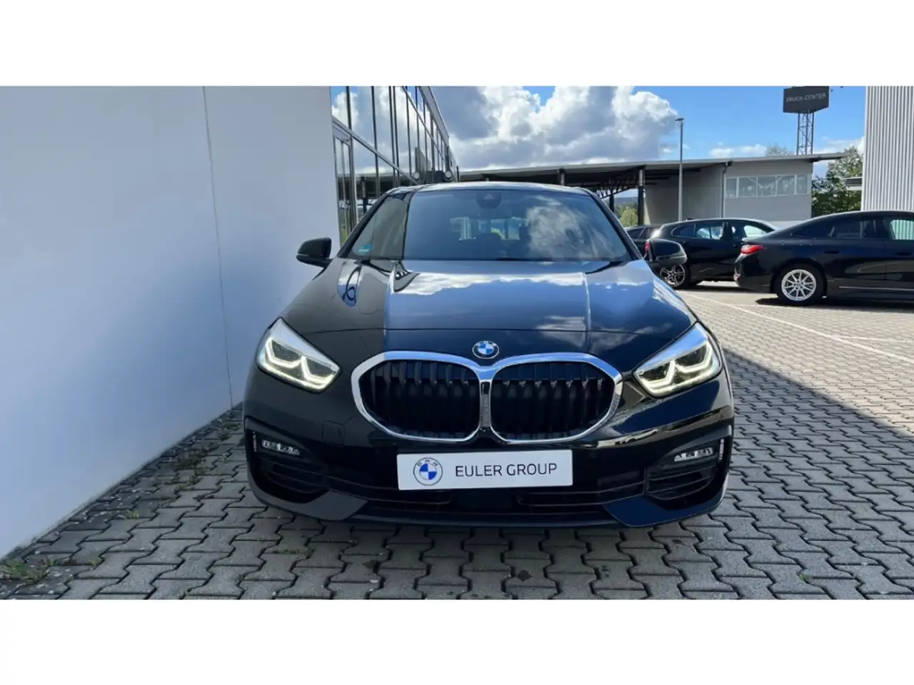 BMW 116 i Navi SHZ Tempomat LED LCProf ActiveG+ — معرض صور السيارة 2