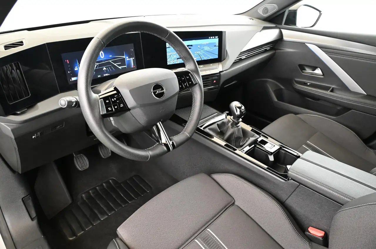 Opel Astra L 1.2 GS-Line LED/NAVI/KAMERA/SHZ/17 — Galerie du véhicule 12
