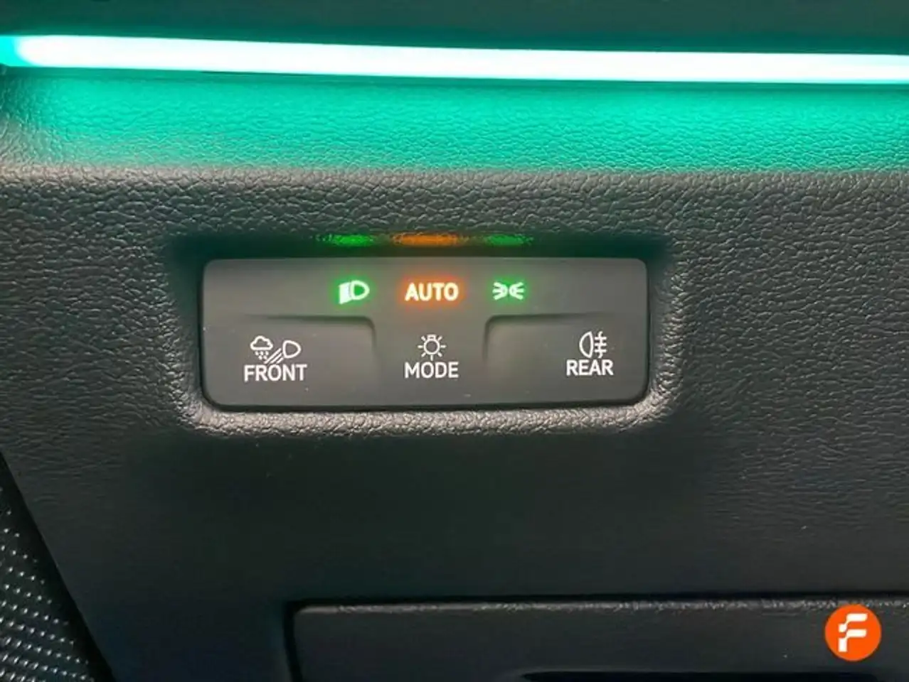 Volkswagen Tiguan R-Line 1.5 eTSI 110kW (150CV) DSG — Vehicle gallery 31
