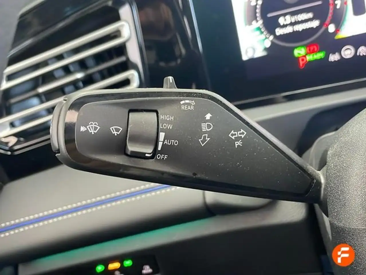Volkswagen Tiguan R-Line 1.5 eTSI 110kW (150CV) DSG — Vehicle gallery 28