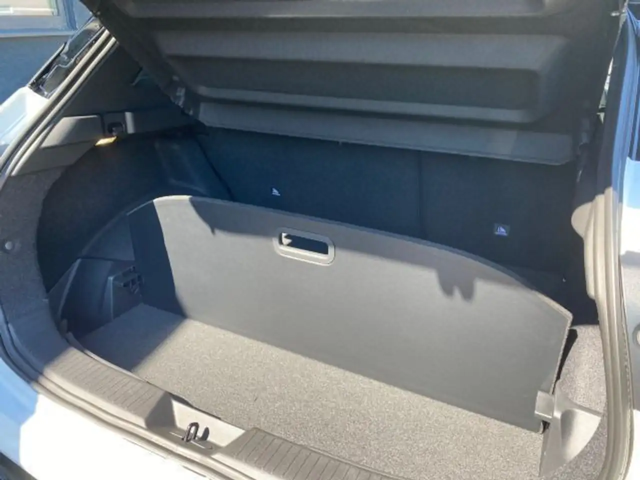 Nissan Qashqai 1,3 DIG-T X-tronik Tekna+ Navi, Klima, K — Galería del vehículo 17