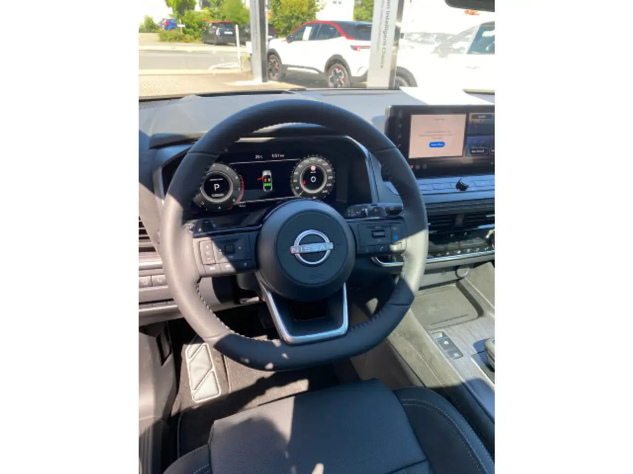 Nissan Qashqai 1,3 DIG-T X-tronik Tekna+ Navi, Klima, K — Galería del vehículo 6