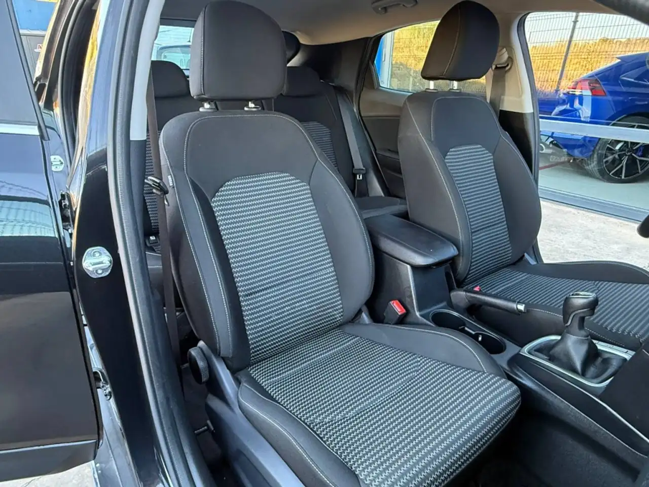 Kia XCeed 1.0 T-GDi Tech — Galerie du véhicule 12