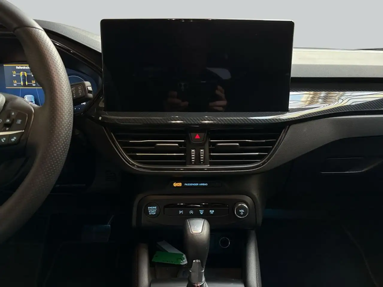 Ford Focus Turnier 1.0 EcoBoost Hybrid Aut. ST-LINE X — Galerie du véhicule 14
