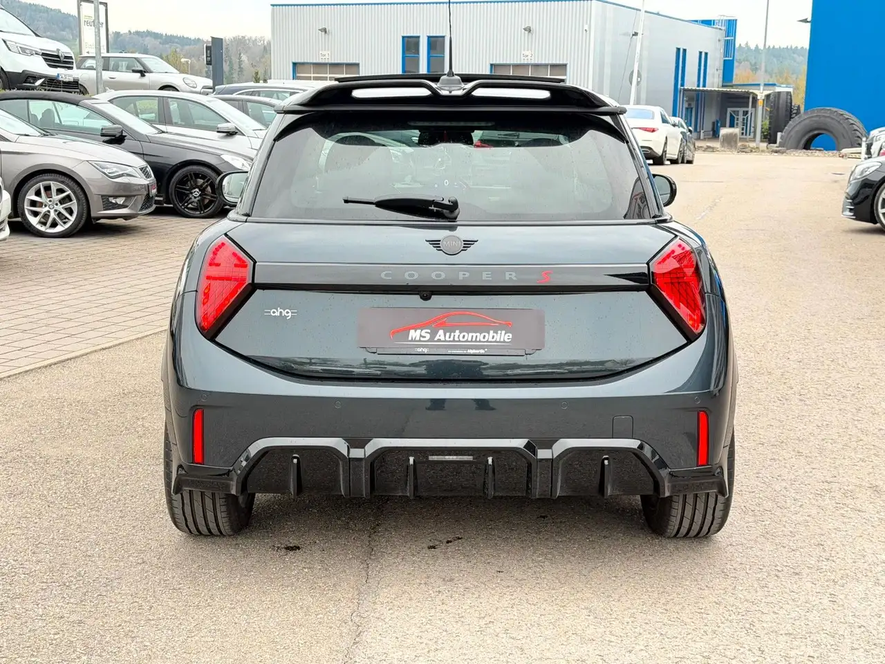 MINI John Cooper Works Cooper S John Cooper Works Trim VOLL VOLL VOLL — معرض صور السيارة 6