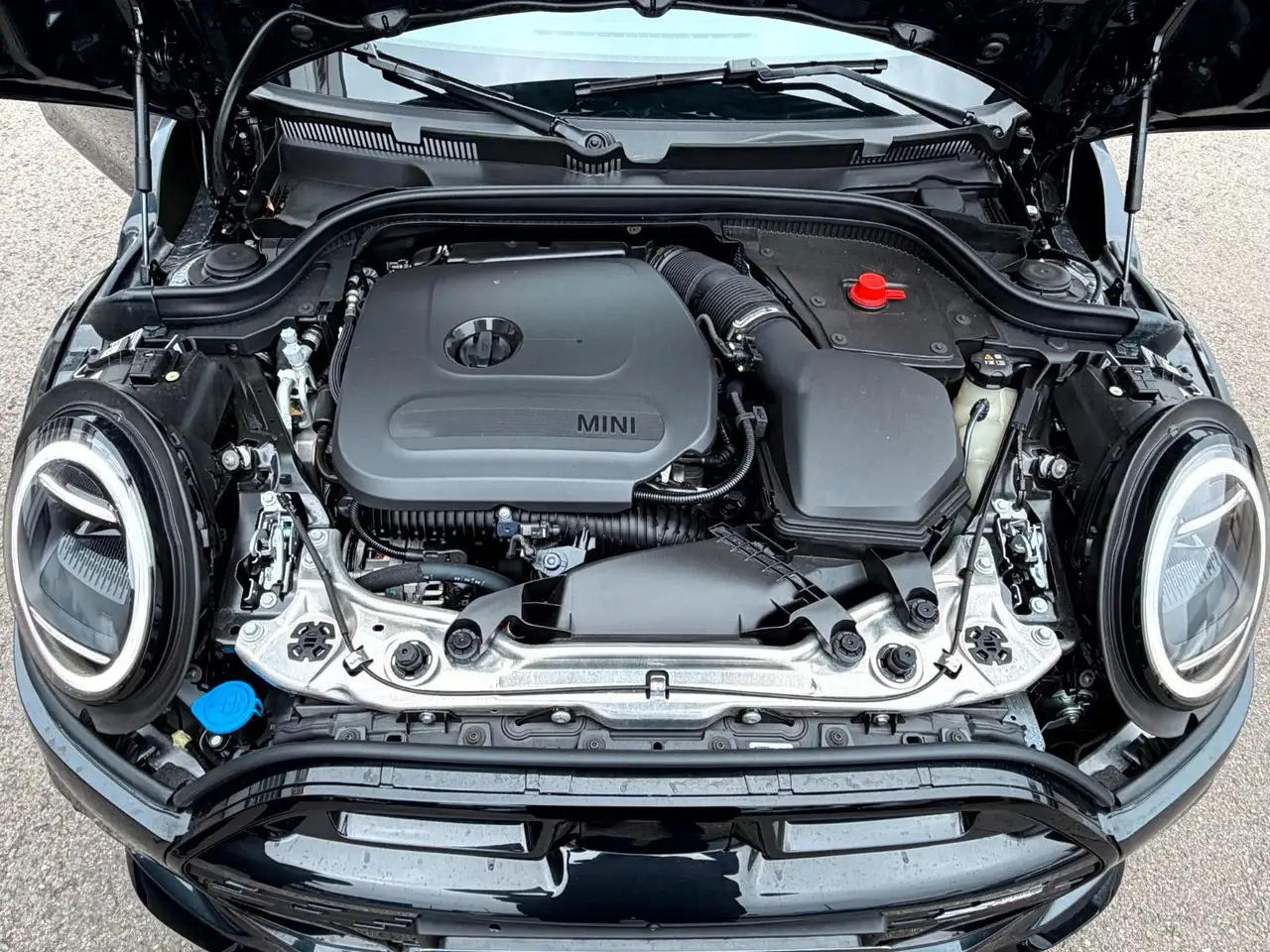 MINI John Cooper Works Cooper S John Cooper Works Trim VOLL VOLL VOLL — معرض صور السيارة 20