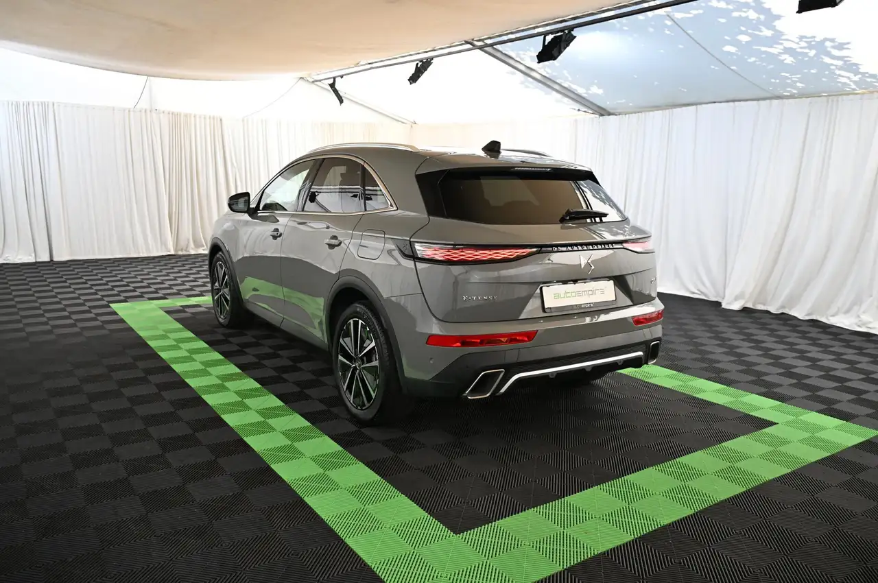 DS Automobiles DS 7 Crossback 1.6 E-TENSE 225 Rivoli NEW 58.000 EUR — Galería del vehículo 6