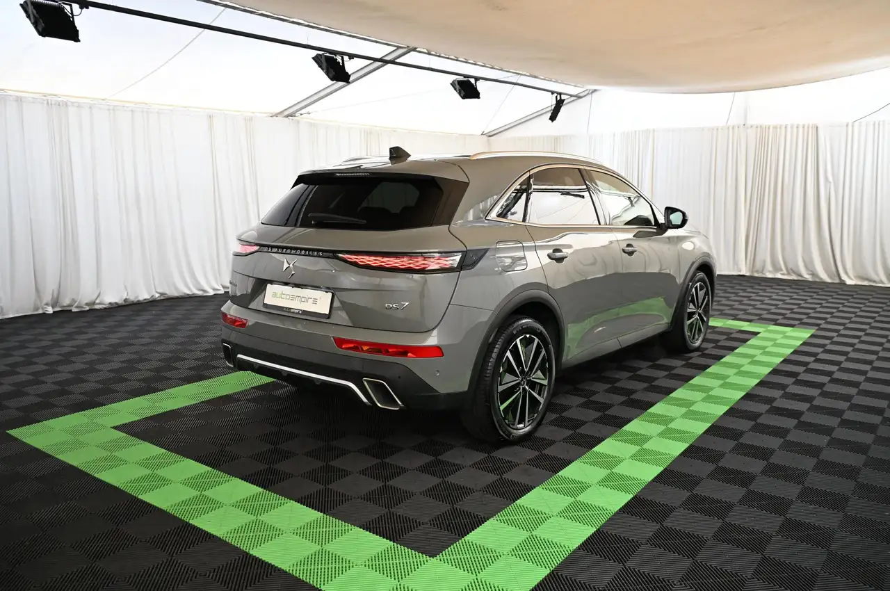 DS Automobiles DS 7 Crossback 1.6 E-TENSE 225 Rivoli NEW 58.000 EUR — Galería del vehículo 5