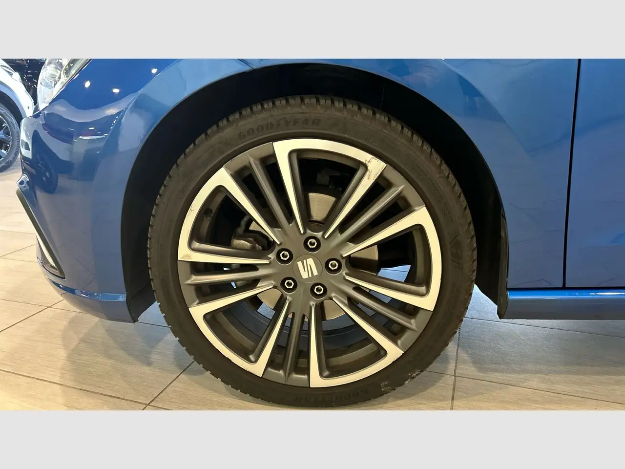 SEAT Ibiza 1.5 TSI 110kW DSG FR 40 Aniversario — معرض صور السيارة 15