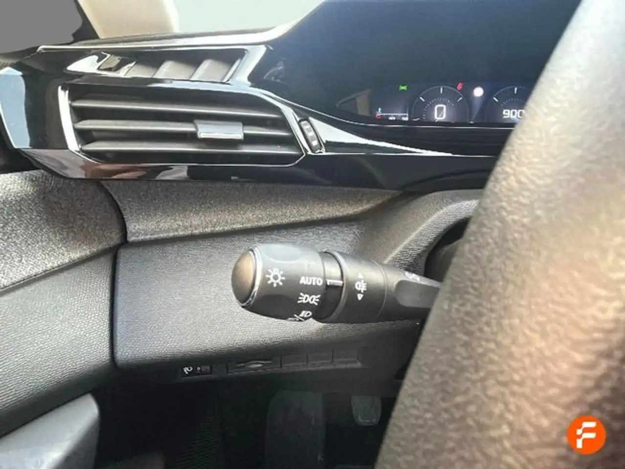 Peugeot 308 1.2 PureTech S&S Allure 130 — Galerie du véhicule 16