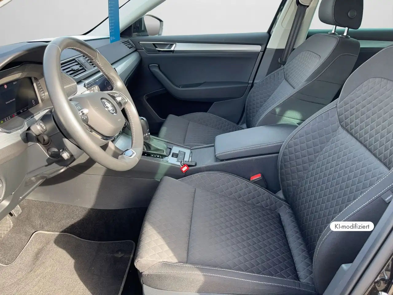 Skoda Superb Combi 1,5 TSI DSG Ambition NAVI/LED/Sitzh — Vehicle gallery 12