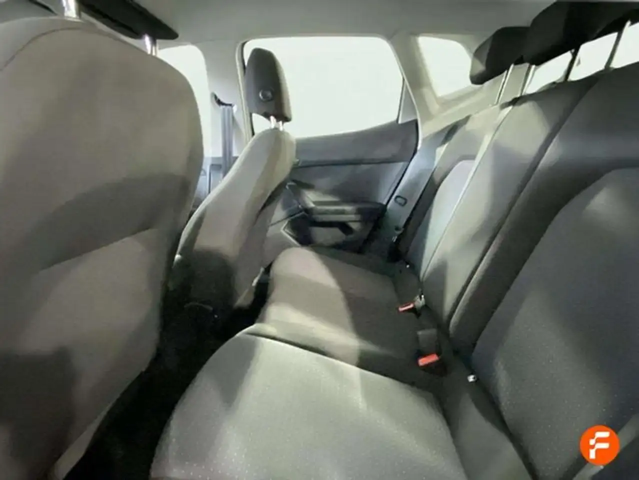 SEAT Arona 1.0 TSI 85kW (115CV) DSG Style XL — معرض صور السيارة 17
