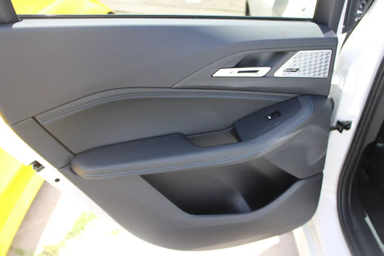 BMW 218 218 i M Sport*14TKM* — Galerie du véhicule 14