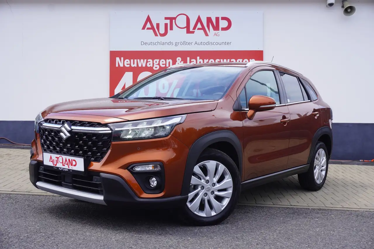 Suzuki SX4 S-Cross S-Cross 1.5 Aut. LED ACC Kamera Sitzheizung — معرض صور السيارة 2