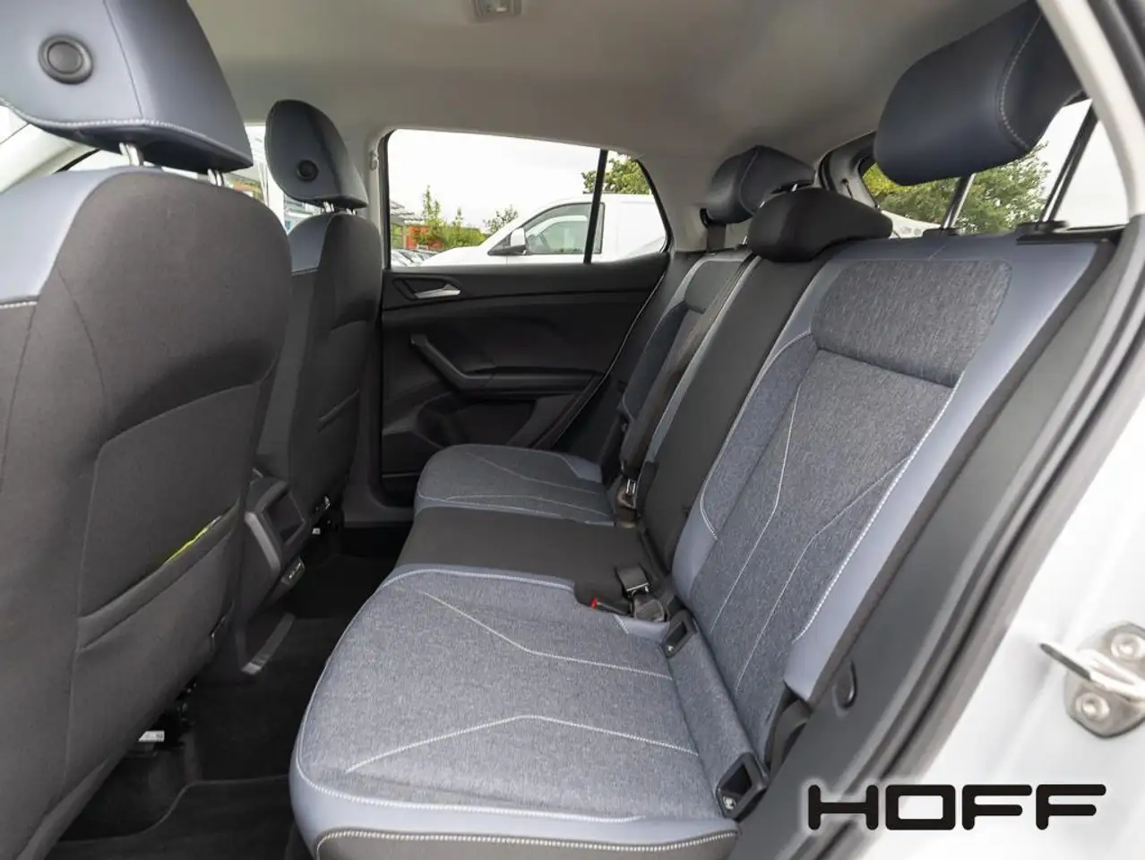 Volkswagen T-Cross 1.0 TSI DSG Style KAMERA AHK NAVI LED — Galería del vehículo 12