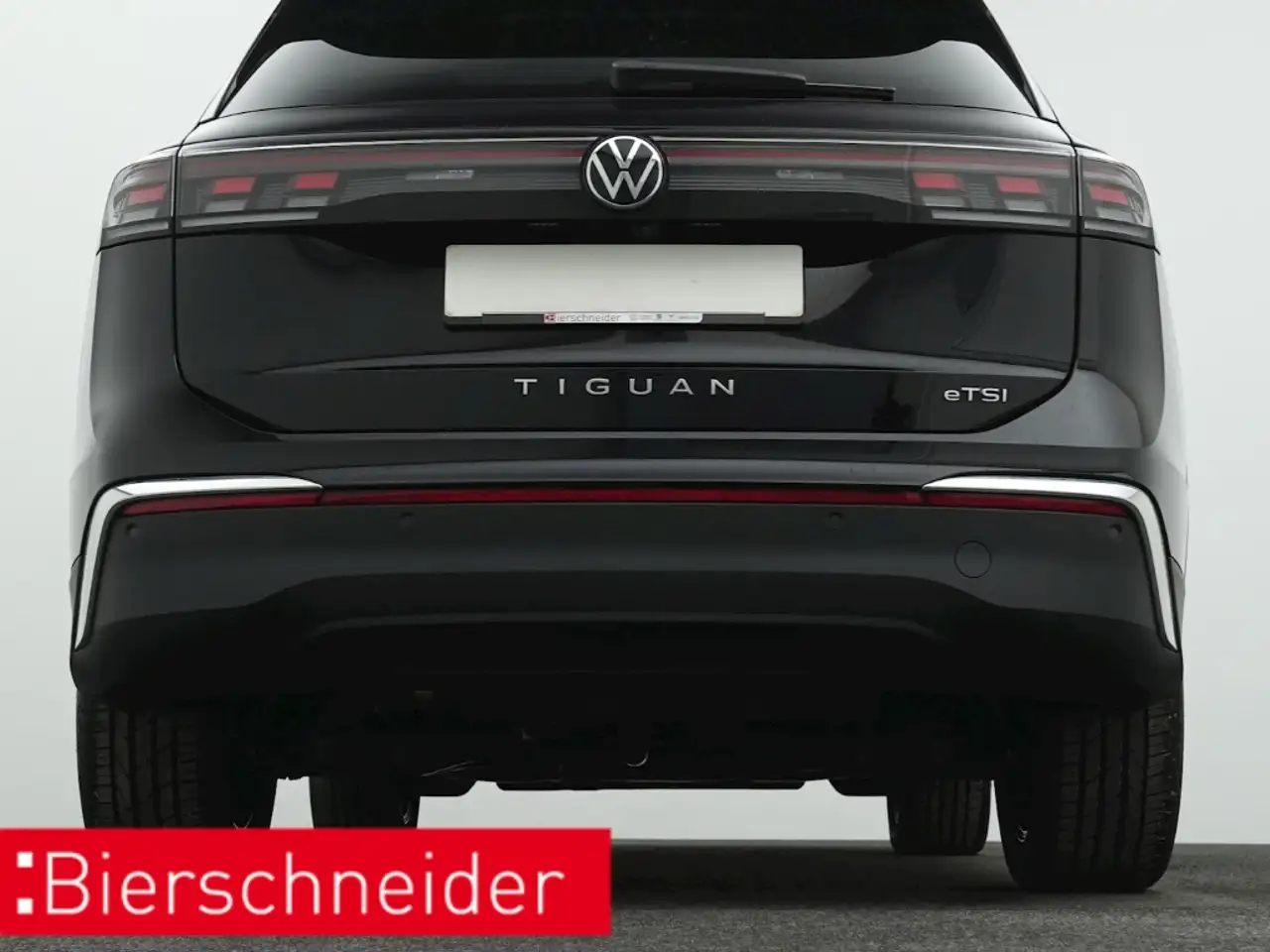 Volkswagen Tiguan 1.5 eTSI DSG Elegance AHK PANO NAVI ALU19 — Galerie du véhicule 32