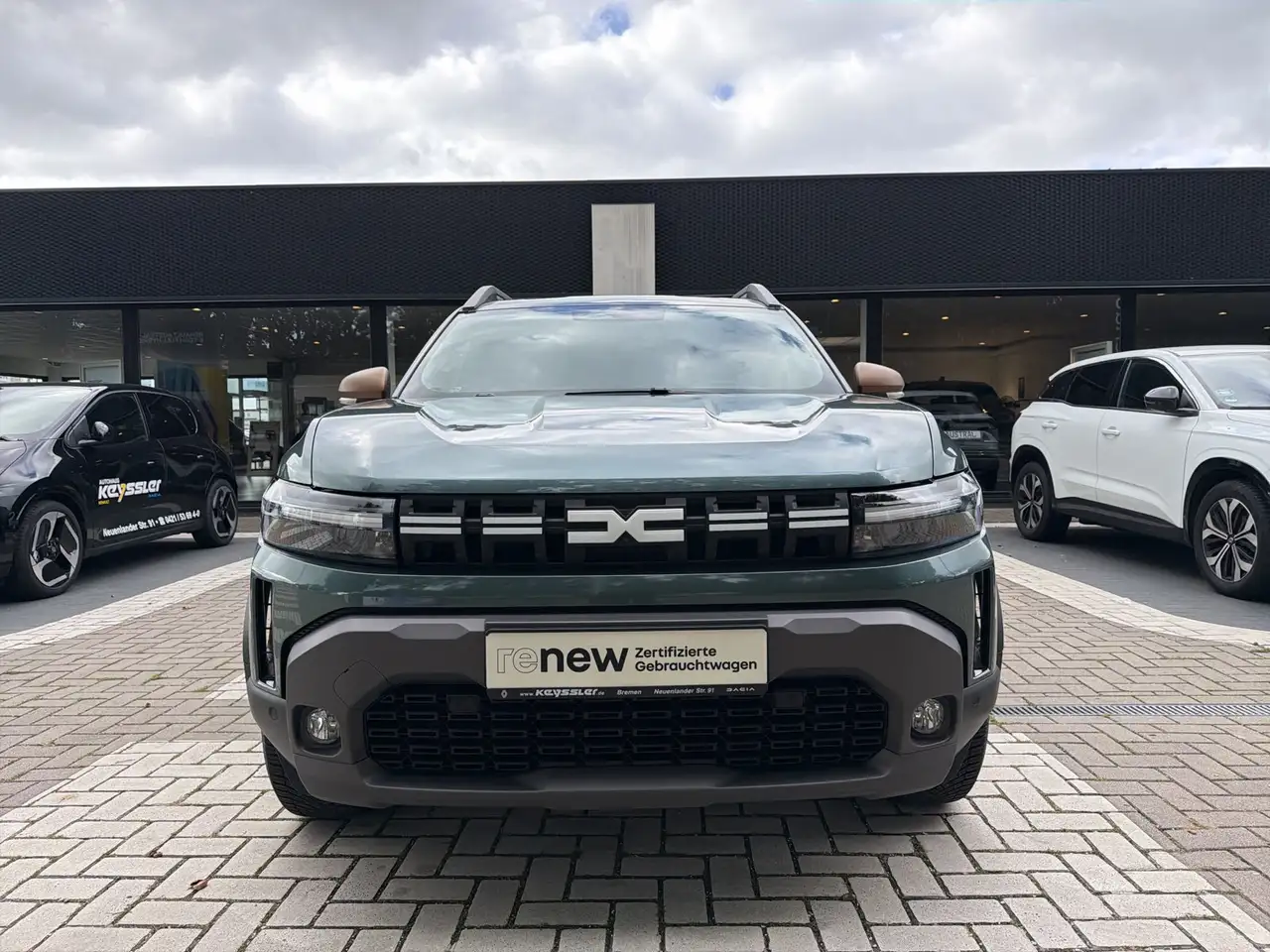 Dacia Duster E-TECH Full Hybrid 140 Extreme — Vehicle gallery 6