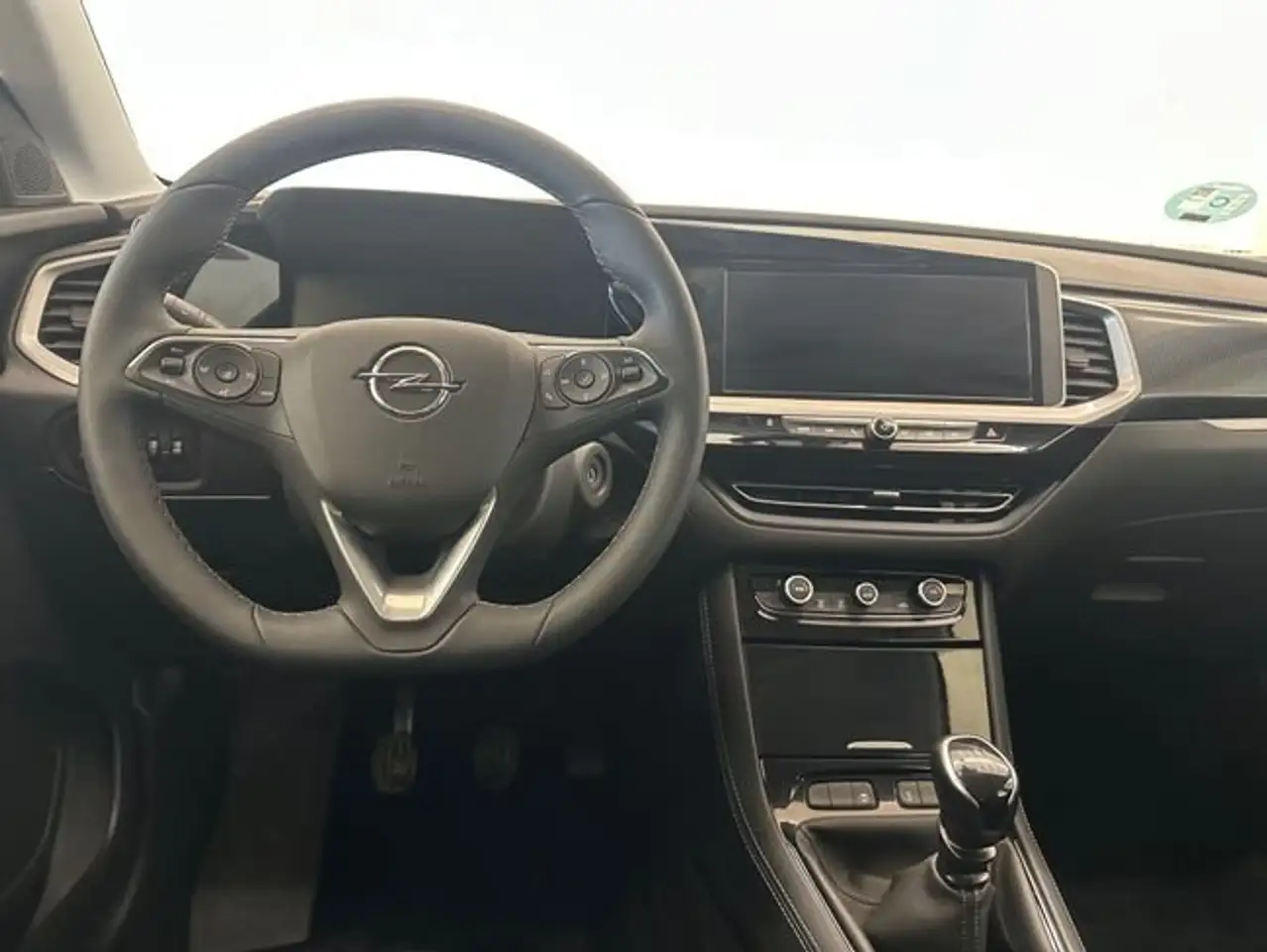 Opel Grandland GS 1.2T 130 CV — Galería del vehículo 13