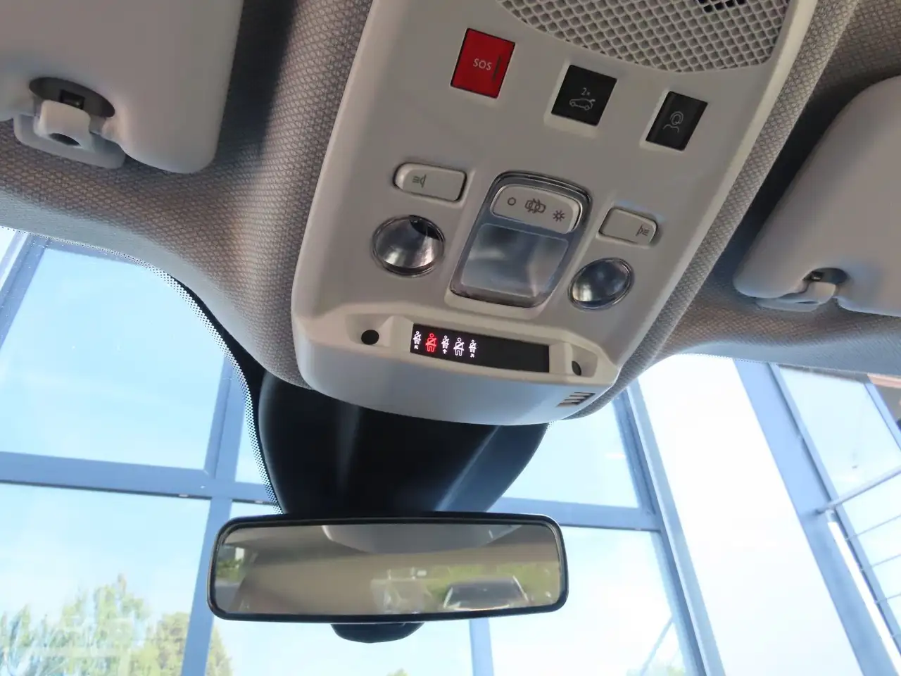 Jeep Avenger 1.2 GSE T3 GDI Klimaauto. CarPlay PDC — Galerie du véhicule 34
