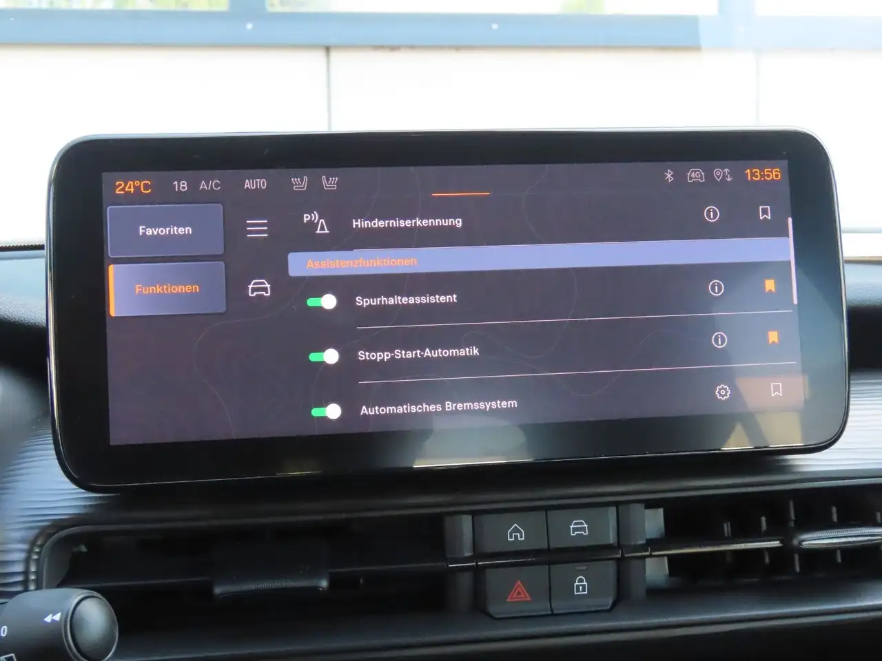 Jeep Avenger 1.2 GSE T3 GDI Klimaauto. CarPlay PDC — Galerie du véhicule 31