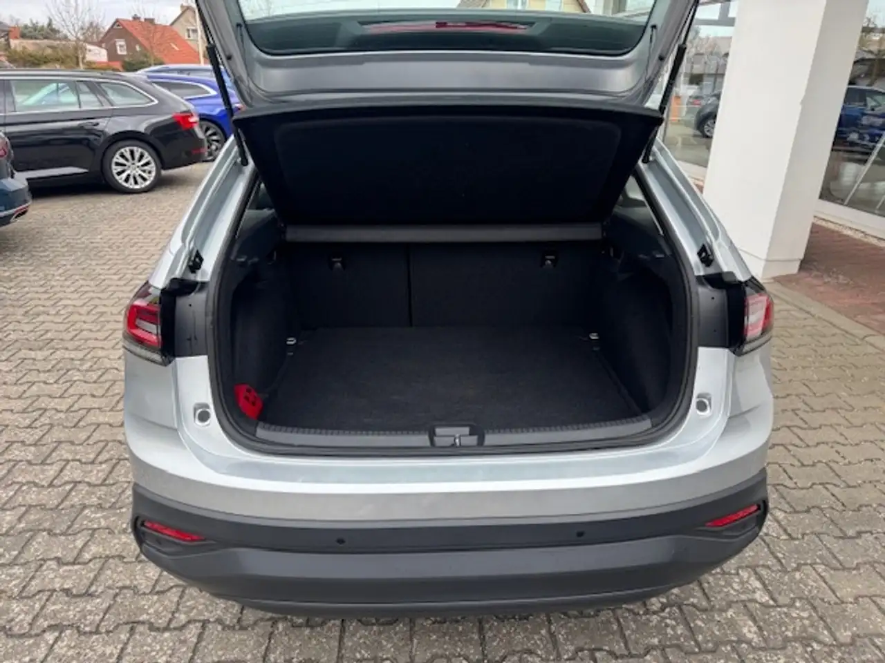 Volkswagen Taigo 1.0 TSI Life — Galería del vehículo 9
